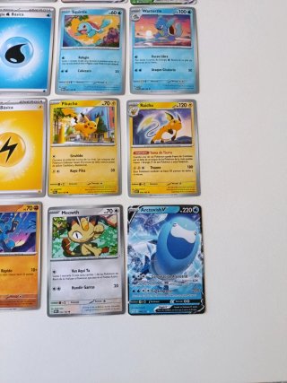 Lote Cartas Pokémon: Varios Pokémon y Energía