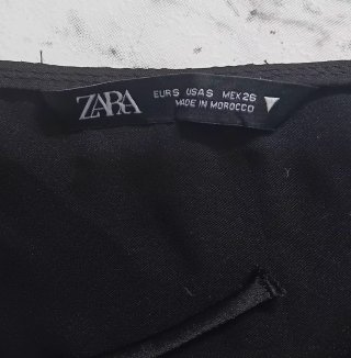 Top Zara Satén Negro Talla S