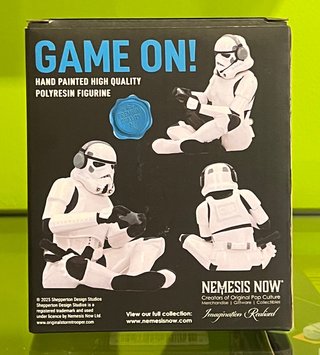 Star Wars Stormtrooper Game On Statue
