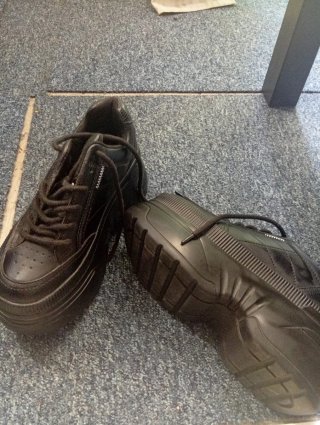 Botas negras con plataforma
