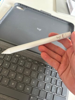 Teclado Logitech para iPad + pencil logi