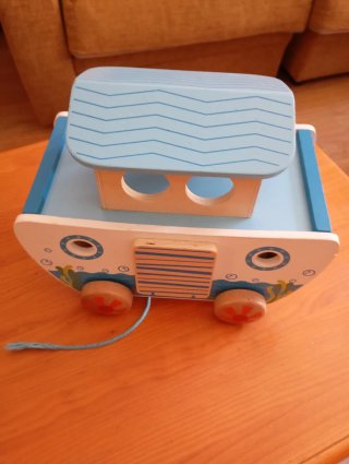 Barco de madera Hape