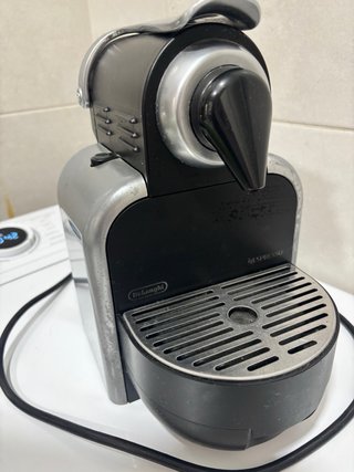 Cafetera de cápsulas DeLonghi Nespresso