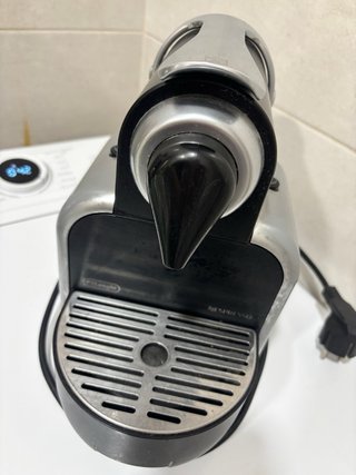 Cafetera de cápsulas DeLonghi Nespresso
