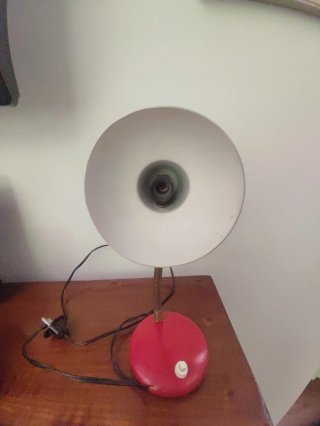Lampada da tavolo rossa vintage anni 50