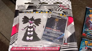 Colección Pokémon Charizard EX y Mewtwo EX