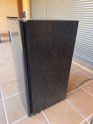 Mini nevera Klarstein negra 47x85x44 cm