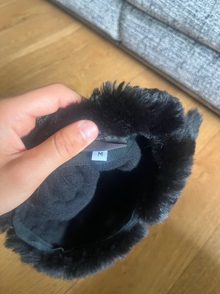 Cappello Fendi Rosso e Nero