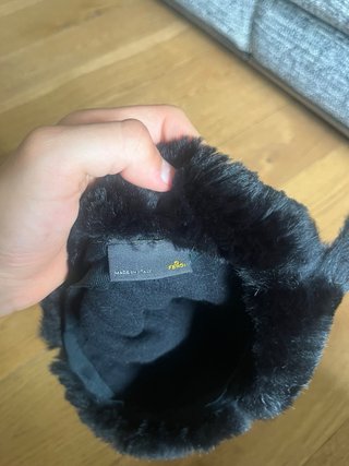 Cappello Fendi Rosso e Nero