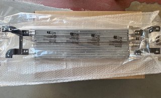 Enfriador aceite transmisión Ford OEM 5217372 DS7A