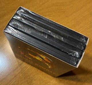 Mortal Kombat. Los Defensores Tierra. 4 DVD