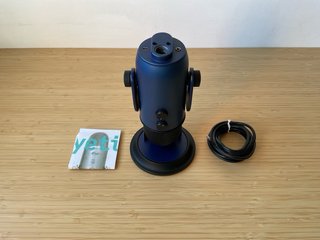 Micrófono Blue Yeti Midnight Blue USB con Soporte