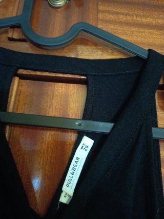 Vestido negro sin mangas