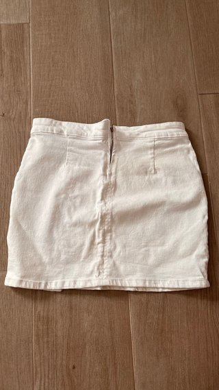 Falda vaquera blanca con cremallera
