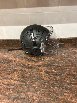 Casco Sitka Talla M con Protector Facial