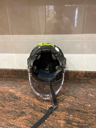 Casco Sitka Talla M con Protector Facial