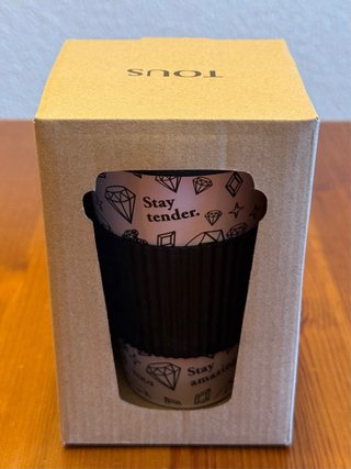 Taza cerámica TOUS con tapa de silicona