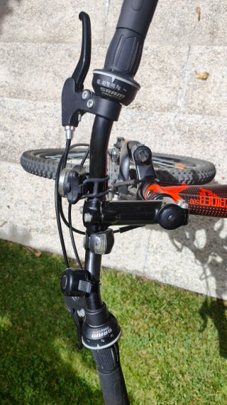 Bicicleta B'Twin Rockrider 500 Naranja