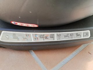 Silla coche bebé gris