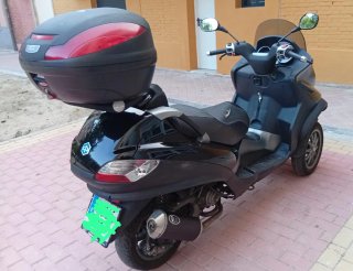 Piaggio MP3 125 FL Negra