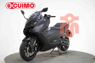 YAMAHA TMAX 560