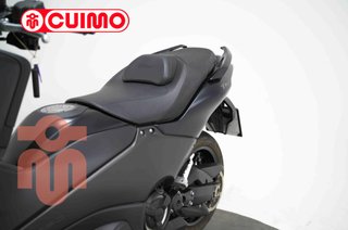 YAMAHA TMAX 560