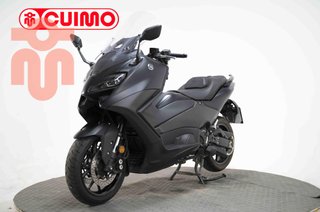 YAMAHA TMAX 560