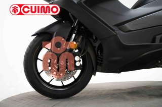 YAMAHA TMAX 560