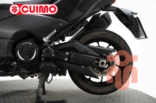 YAMAHA TMAX 560