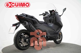 YAMAHA TMAX 560