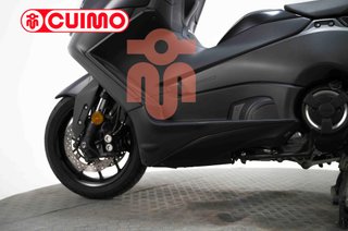 YAMAHA TMAX 560