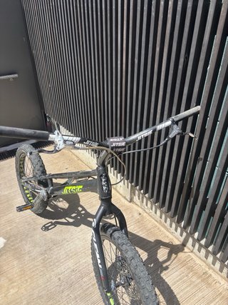 Bicicleta Trial Jitsie