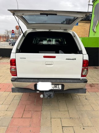 Toyota Hilux 2016