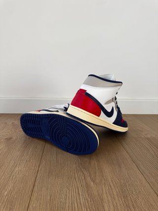 Nike Air Jordan 1 Mid USA