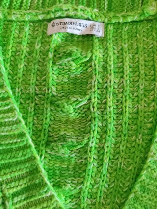 Rebeca marca Stradivarius de Talla M