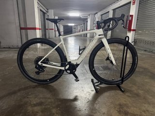 Bicicleta Gravel Eléctrica Specialized Turbo Creo