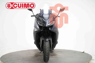 YAMAHA TMAX 560