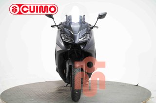 YAMAHA TMAX 560