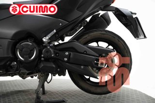 YAMAHA TMAX 560