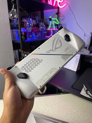 Console portatile Asus Rog Ally Z1 Extreme