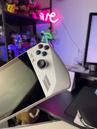 Console portatile Asus Rog Ally Z1 Extreme