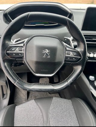 Peugeot 3008 2021