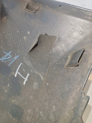 Quilla izquierda Yamaha NMAX 125 de 2024