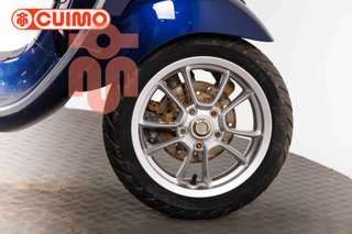 VESPA PRIMAVERA 125