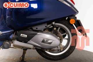VESPA PRIMAVERA 125