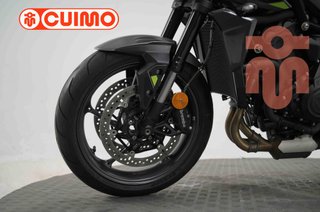 TRIUMPH STREET TRIPLE R