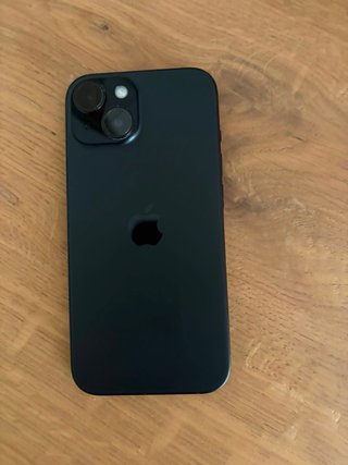 iPhone 15 128GB