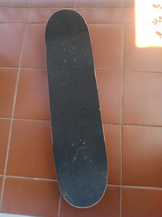 Skate. Monopatín Oxelo.