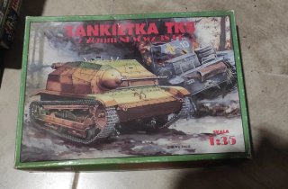 Maqueta Tanque TKS 75mm SKALA 1:35