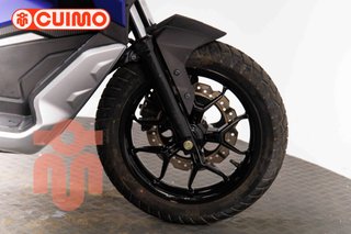 APRILIA SR GT 125